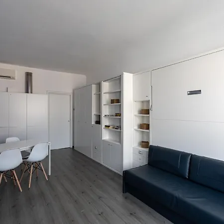 Stresa Residence 아파트호텔 4*