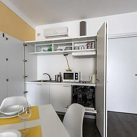 Stresa Residence 4*