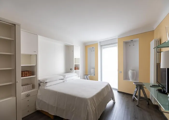 Stresa Residence מלון דירות סטרסה